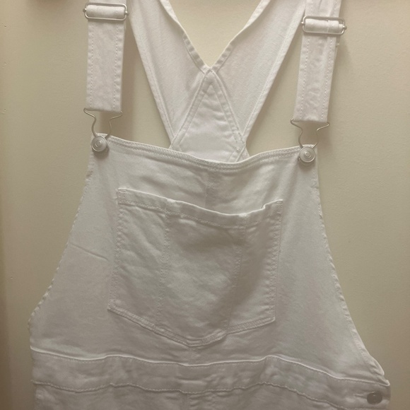 Woman’s White Jean Shorts Overall XL(15-17) - Picture 4 of 9